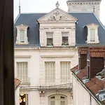 Le Duplex Pernot Апартаменты *