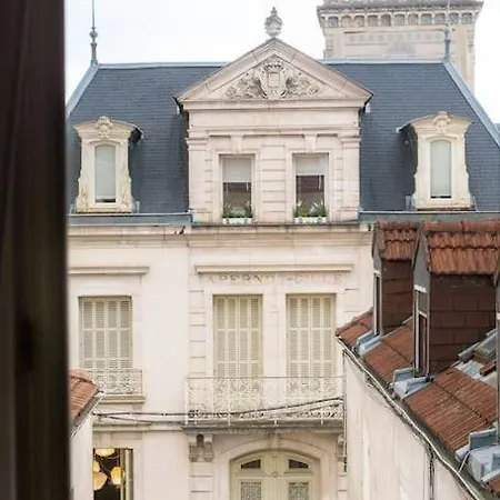 Le Duplex Pernot Διαμέρισμα *